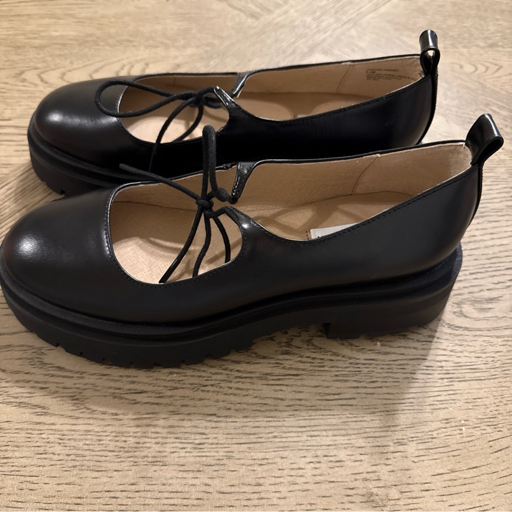 Steve Madden Black Mary Jane Shoes - Picture 4 of 5